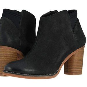 Black SoftWalk Kora Heeled Ankle Booties